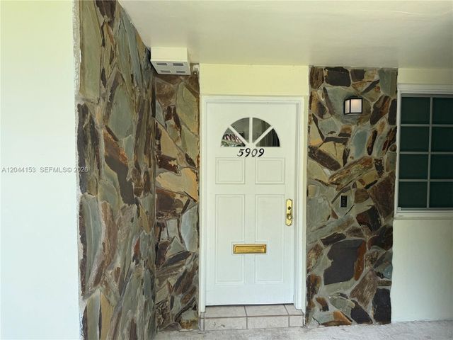 5907 Turin Street 5909, Coral Gables, FL 33146