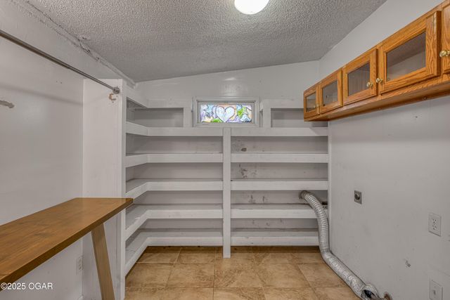 2838 E 11th Street, Joplin, MO 64801