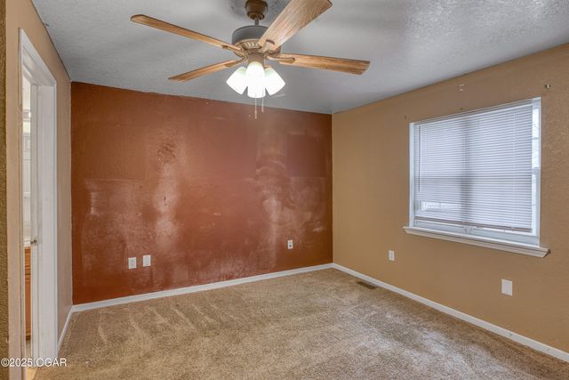 2838 E 11th Street, Joplin, MO 64801