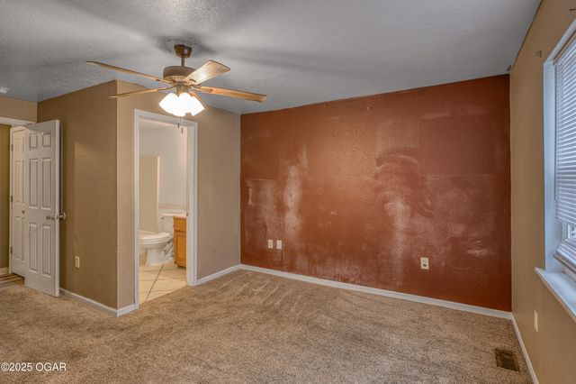 2838 E 11th Street, Joplin, MO 64801