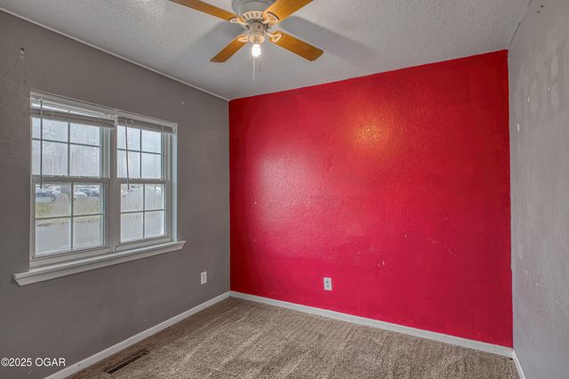 2838 E 11th Street, Joplin, MO 64801