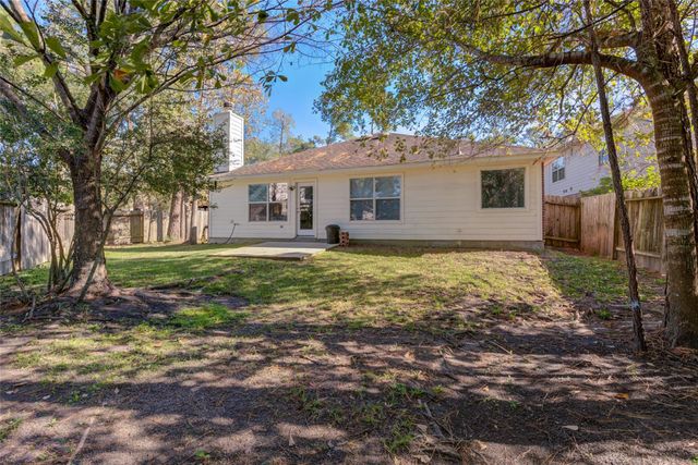 11 Ebony Oaks Place, The Woodlands, TX 77382