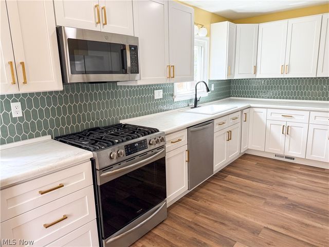 412 Alexander Avenue, Lorain, OH 44052