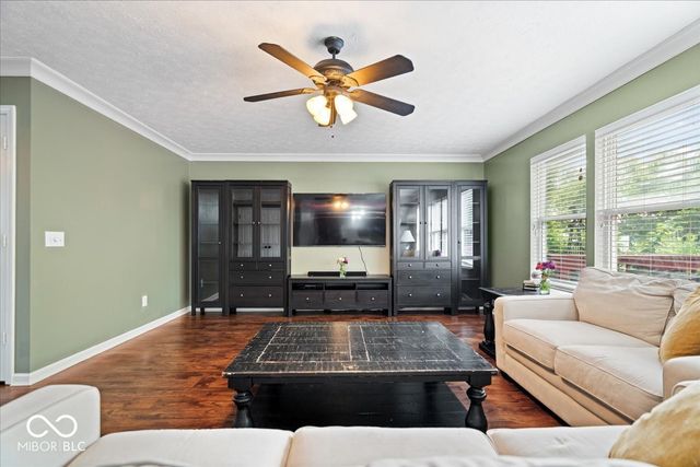 6867 Flick Drive, Indianapolis, IN 46237
