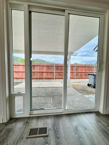 1026 NE A Street, Grants Pass, OR 97526