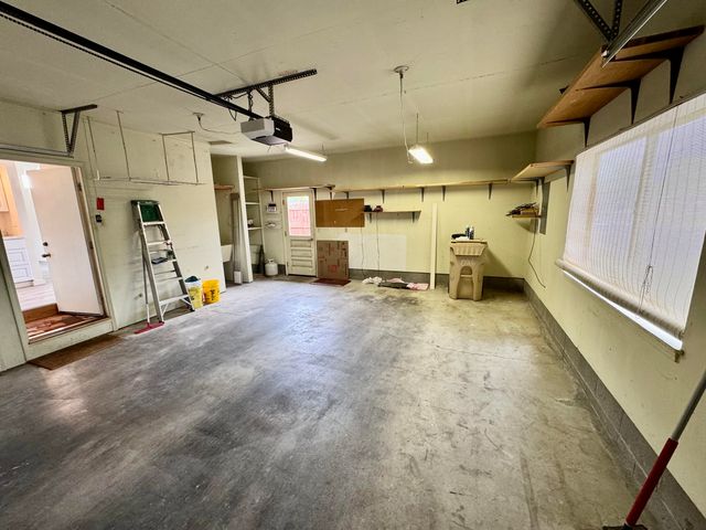 1026 NE A Street, Grants Pass, OR 97526