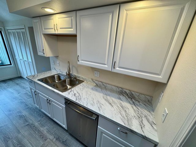 1026 NE A Street, Grants Pass, OR 97526