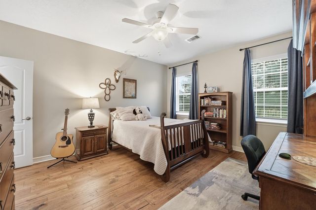600 Piney Creek Road, Bellville, TX 77418