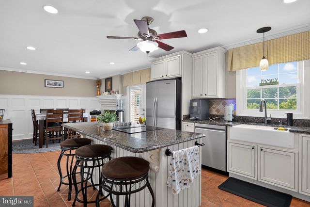 5 CONCORD DR, Stafford, VA 22556