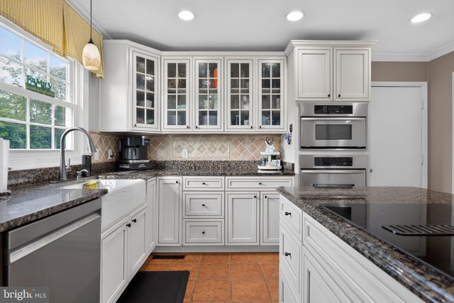 5 CONCORD DR, Stafford, VA 22556