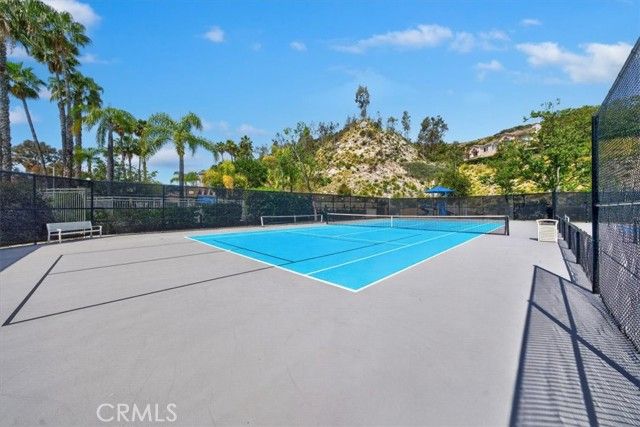1011 Calle Azul, Glendale, CA 91208