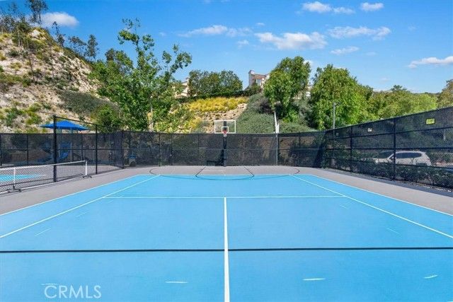 1011 Calle Azul, Glendale, CA 91208