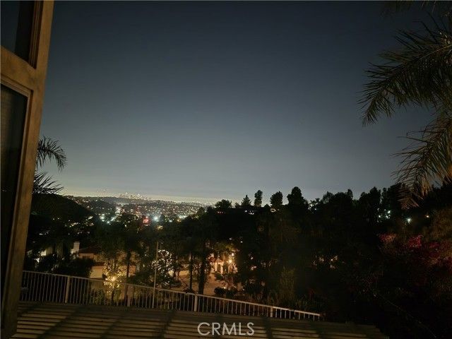 1011 Calle Azul, Glendale, CA 91208