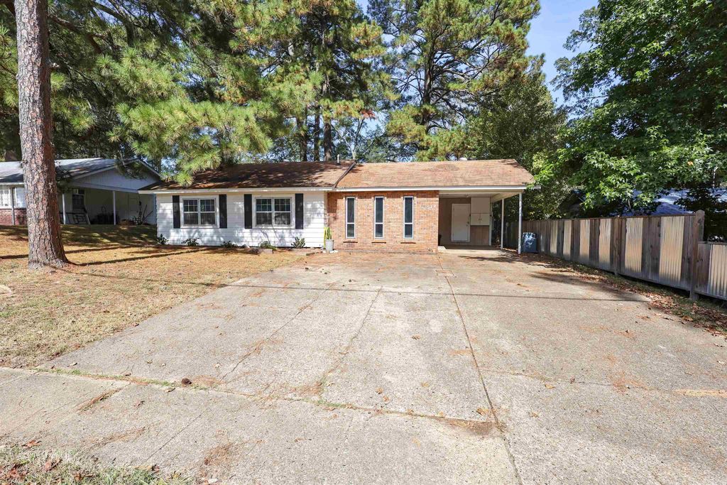 1514 Walnut, Arkadelphia, AR 71923