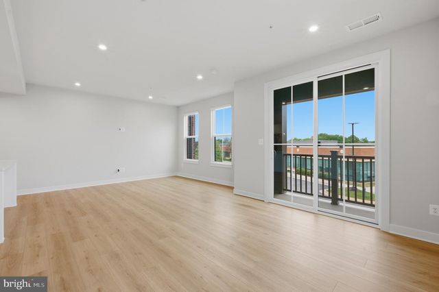 14421 ALBEMARLE POINT PL, Chantilly, VA 20151
