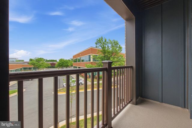 14421 ALBEMARLE POINT PL, Chantilly, VA 20151