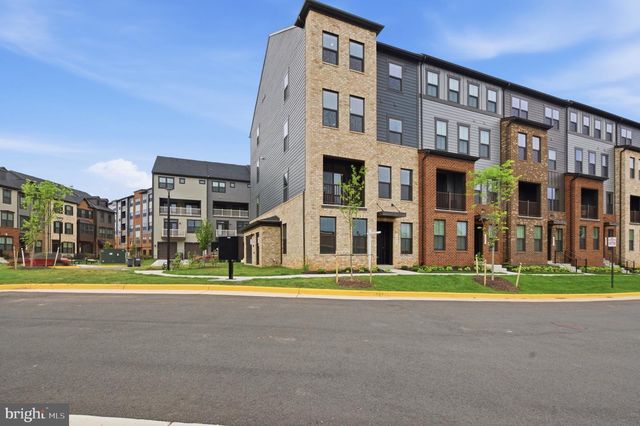 14421 ALBEMARLE POINT PL, Chantilly, VA 20151