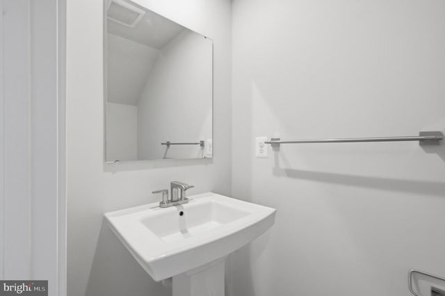14421 ALBEMARLE POINT PL, Chantilly, VA 20151