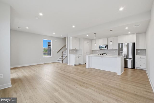 14421 ALBEMARLE POINT PL, Chantilly, VA 20151