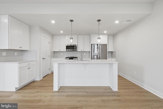 14421 ALBEMARLE POINT PL, Chantilly, VA 20151