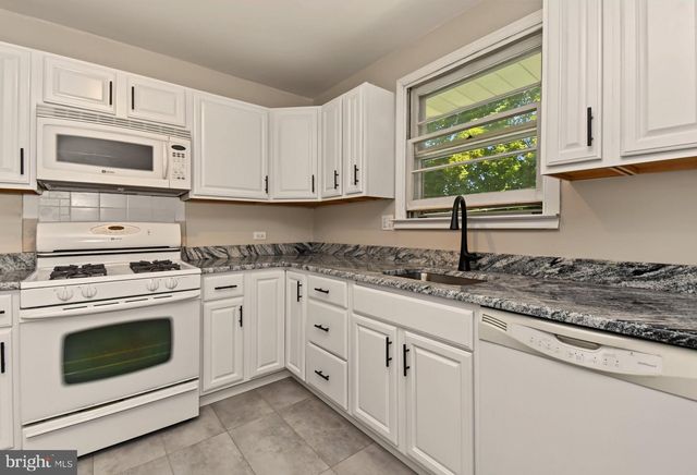 609 MANSFIELD RD, Willow Grove, PA 19090