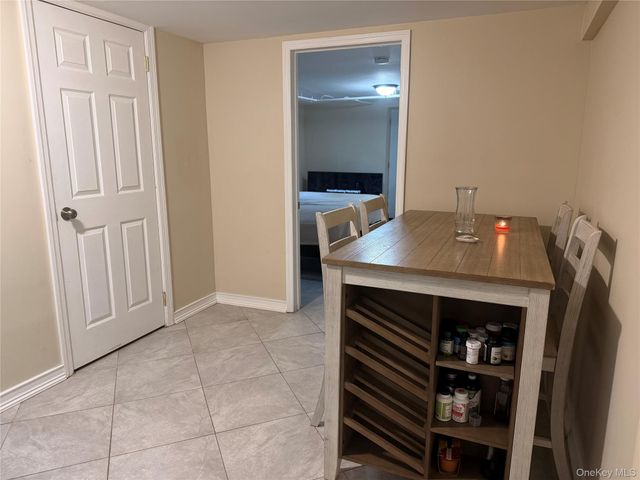 25 Crowell Street, Hempstead, NY 11550