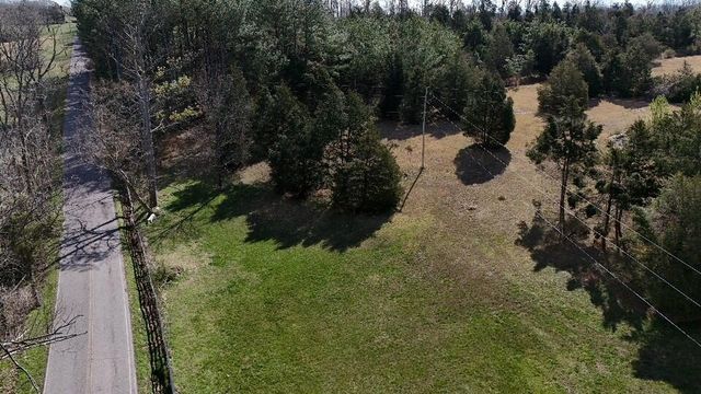 1334 Herschal Lyles, Westmoreland, TN 37186