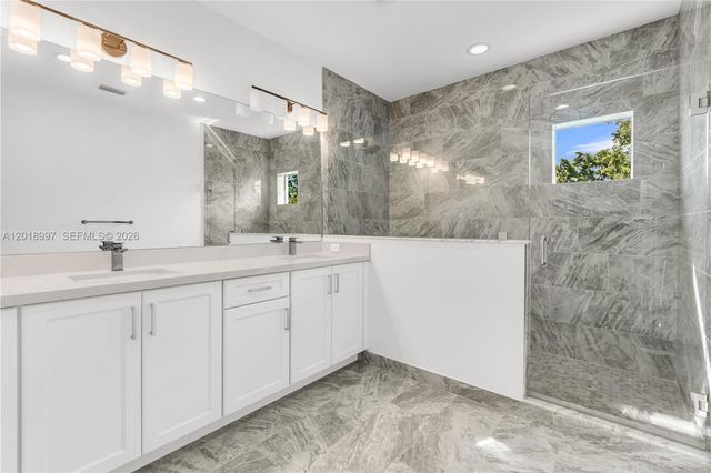 582 Parsons Way ., Deerfield Beach, FL 33442