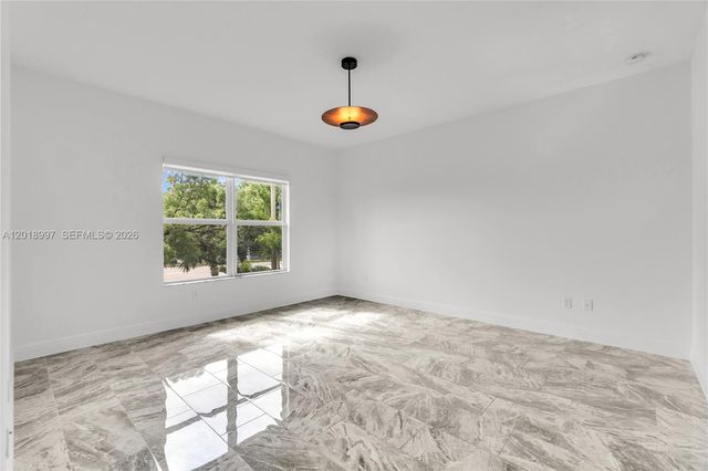 582 Parsons Way ., Deerfield Beach, FL 33442