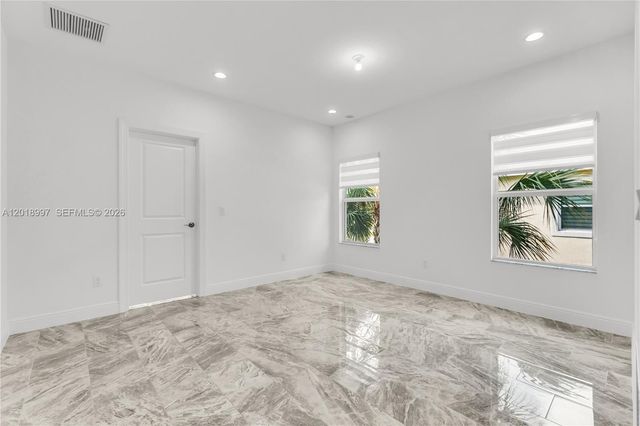 582 Parsons Way ., Deerfield Beach, FL 33442