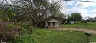 708 Peach, Floresville, TX 78114