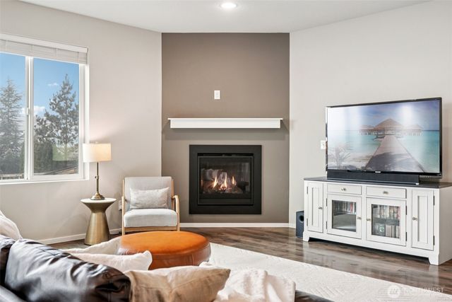 1712 NE Pioneer Lane, Camas, WA 98607