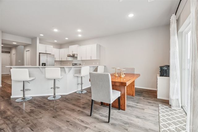 1712 NE Pioneer Lane, Camas, WA 98607