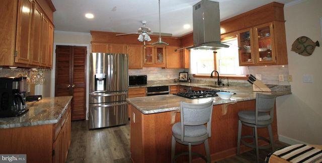 1036 S SCHUMAKER DR, Salisbury, MD 21804
