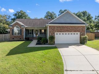 1812 Citidancer Court, Hope Mills, NC 28348
