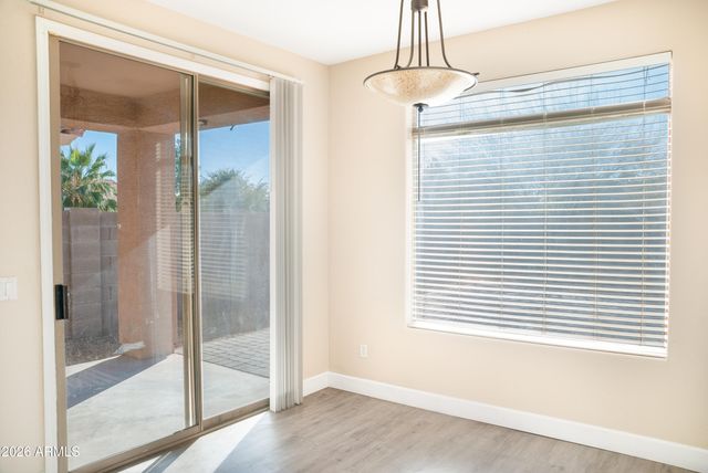 1220 S AMBER Street, Chandler, AZ 85286