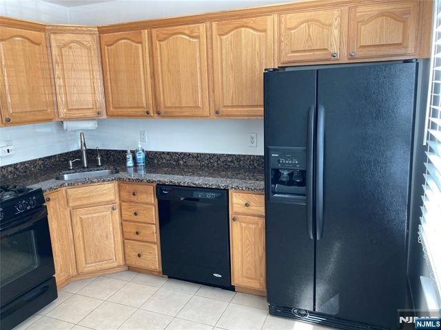 2388 Quill Court, Mahwah, NJ 07430