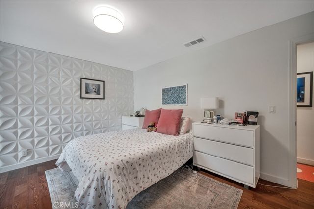 3540 Mountain View, Los Angeles, CA 90066