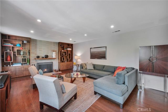 3540 Mountain View, Los Angeles, CA 90066
