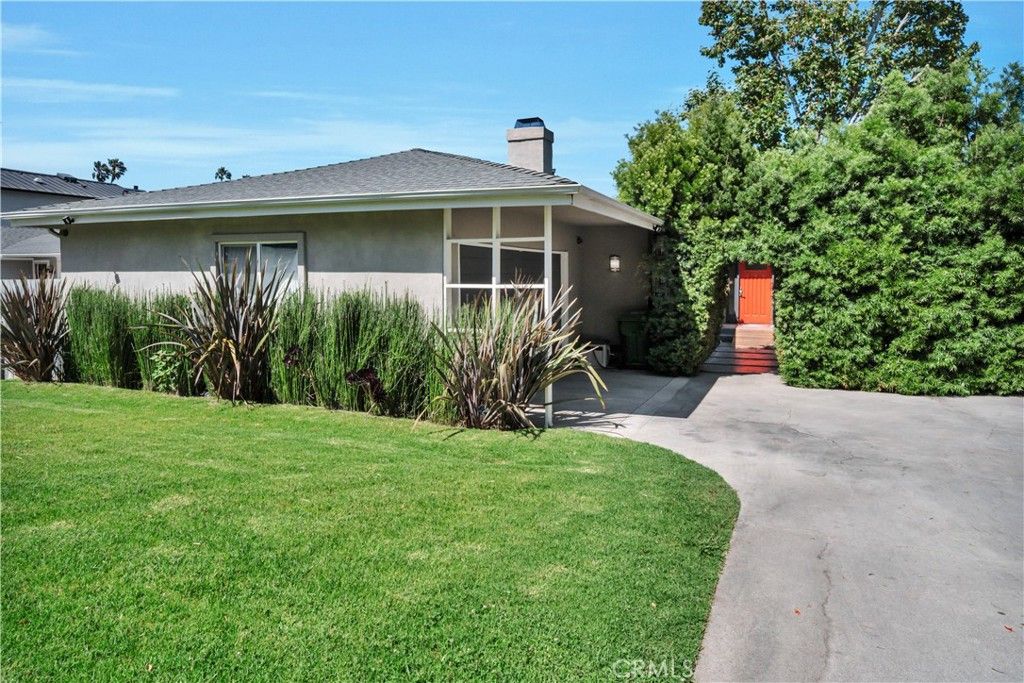 3540 Mountain View, Los Angeles, CA 90066