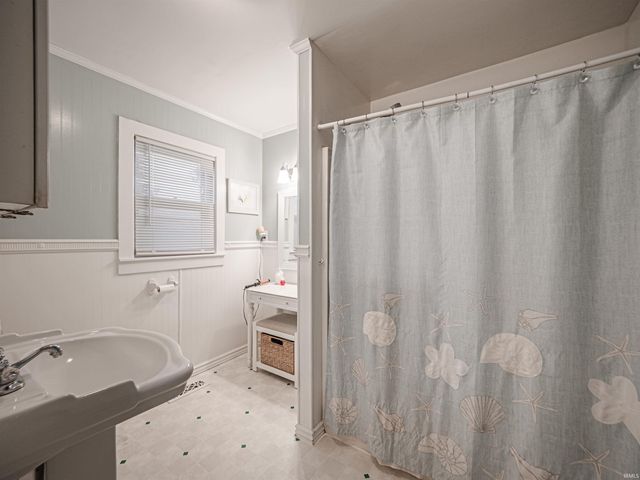 406 S Main Street, Owensville, IN 47665