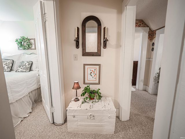 406 S Main Street, Owensville, IN 47665