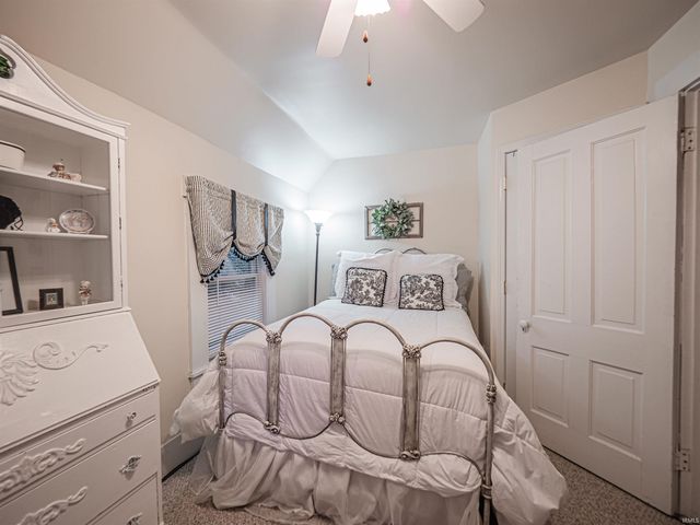 406 S Main Street, Owensville, IN 47665