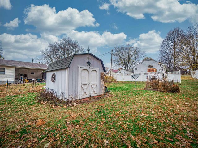 406 S Main Street, Owensville, IN 47665