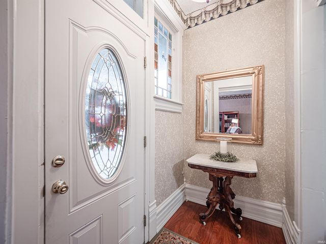 406 S Main Street, Owensville, IN 47665