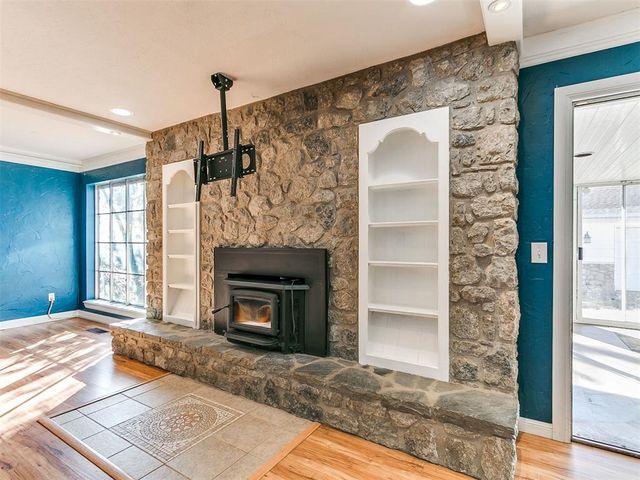 6304 Lansbrook Lane, Oklahoma City, OK 73132