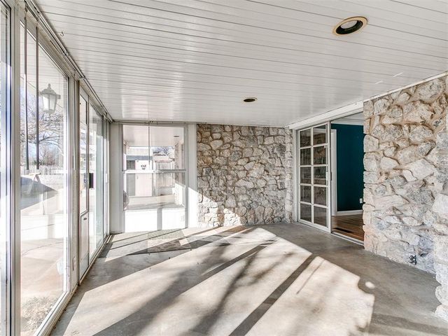 6304 Lansbrook Lane, Oklahoma City, OK 73132