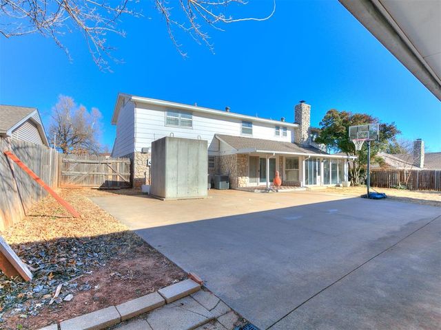 6304 Lansbrook Lane, Oklahoma City, OK 73132