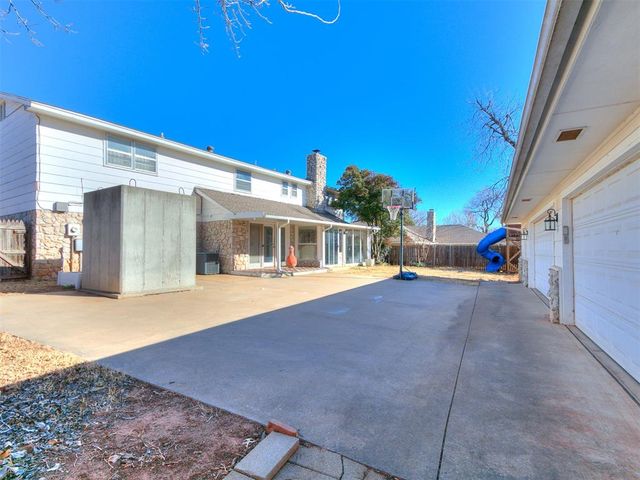 6304 Lansbrook Lane, Oklahoma City, OK 73132