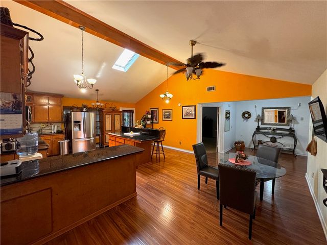 296 County Road 1601, Alice, TX 78332